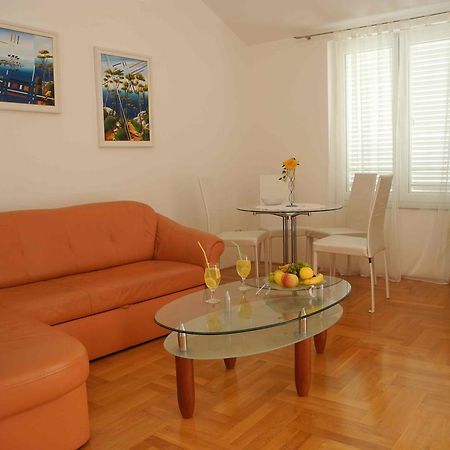 Apartments Antonela Jezera Ngoại thất bức ảnh