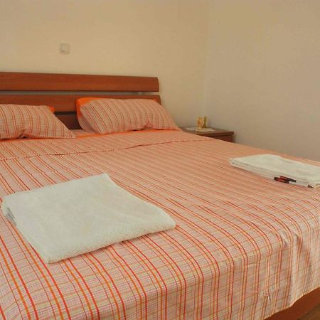Apartments Antonela Jezera Ngoại thất bức ảnh