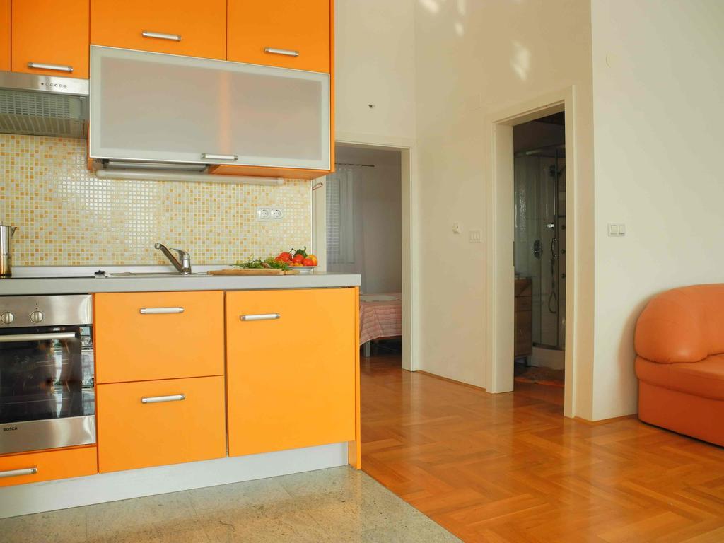 Apartments Antonela Jezera Ngoại thất bức ảnh